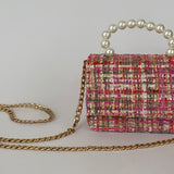 Bolso de Mano para Niñas de Tweed Rosa con Asa de Perlas - Elegante y Encantador