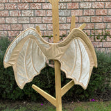 Alas de Dragón Champaña brillosa y teciopelo camello