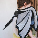 Alas de Dragón Negras con manchas grises de terciopelo