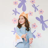 Alas fantásticas Naranjas con manchas y cola blancas