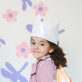 Alas fantásticas Naranjas con manchas y cola blancas