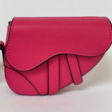 Bolso para niñas estilo Saddle color Fucsia