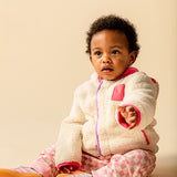 Chamarra estilo Sherpa con cierres Magnéticos color Crema con rosa