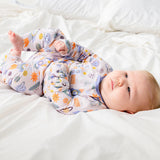 Pijama con pies convertibles y cierres magnéticos  "Let´s Rocket"