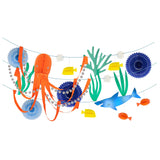 Guirnalda Under the Sea