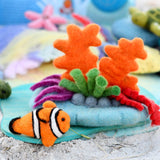 Juguete de coral de arrecife con pez payaso