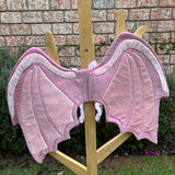 Alas de Dragón Rosas brillantes con manchas de terciopelo rosa