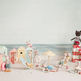 Beach mice, Little brother in Cabin de Plage