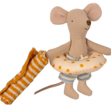 Beach mice, Little brother in Cabin de Plage