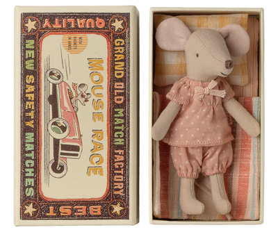 Big sister mouse in matchbox