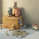 Mouse hole Farmhouse puzzle