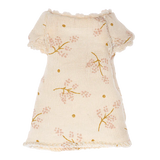 Nightgown, Little Sister