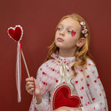 Scalloped heart clic clacs