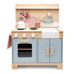 Cocina mediana con accesorios (Home Kitchen)