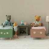 Wooden bed, Teddy mom - Rose