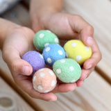 Huevos de fieltro con lunares (Set de 6)