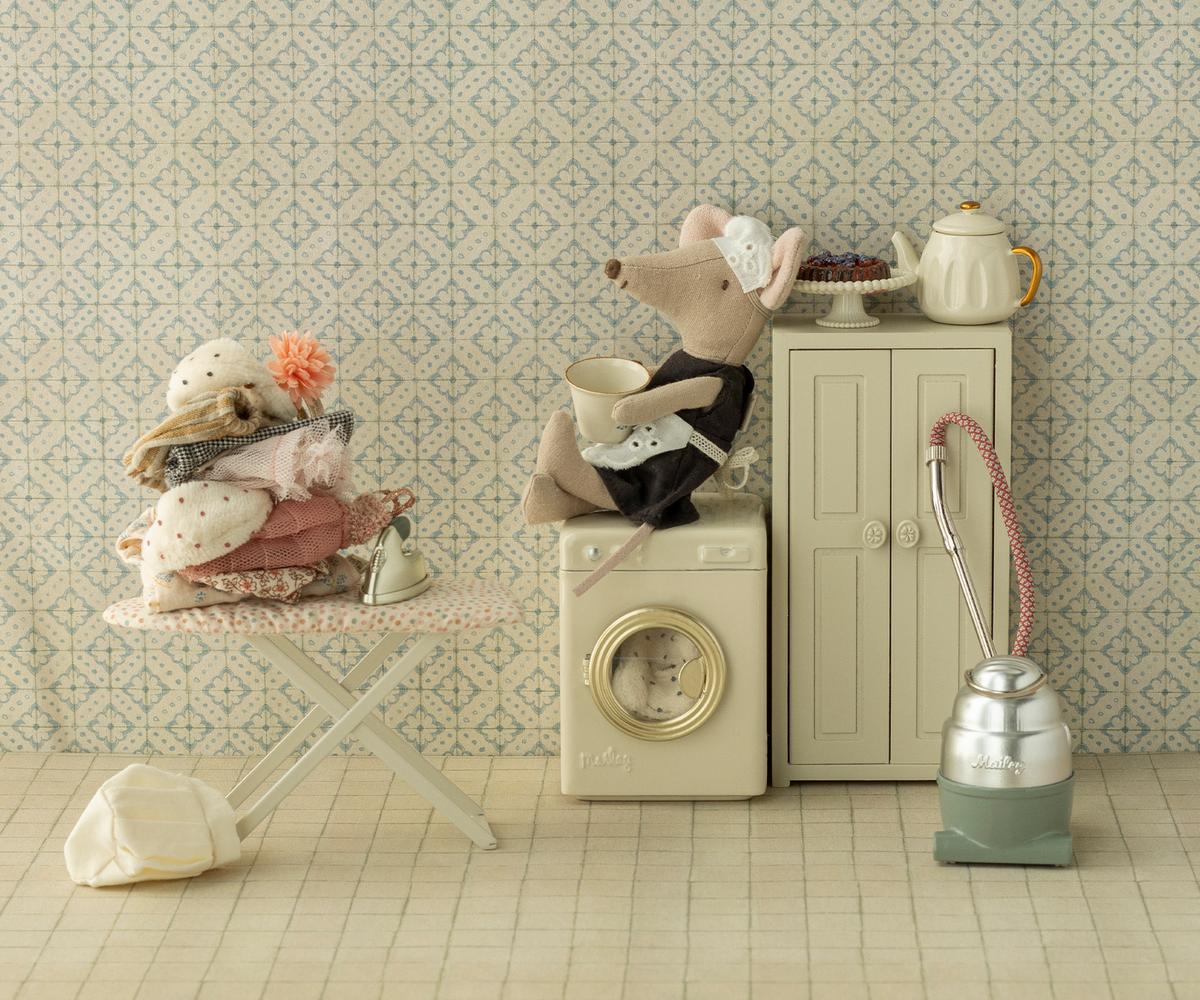 Iron and ironing board, Mouse - foto 3