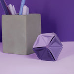 Speks Pivot Violet en escritorio